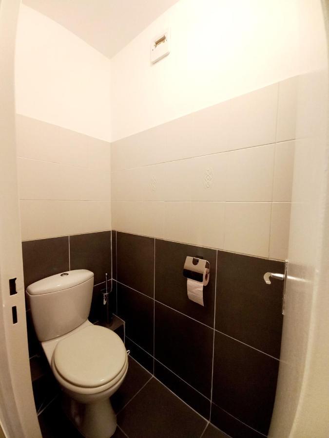 Cosy'N Paris - Parking Secure - Metro 14 - Wifi - Terrace - Premium Bedding Apartment Gentilly Exterior photo